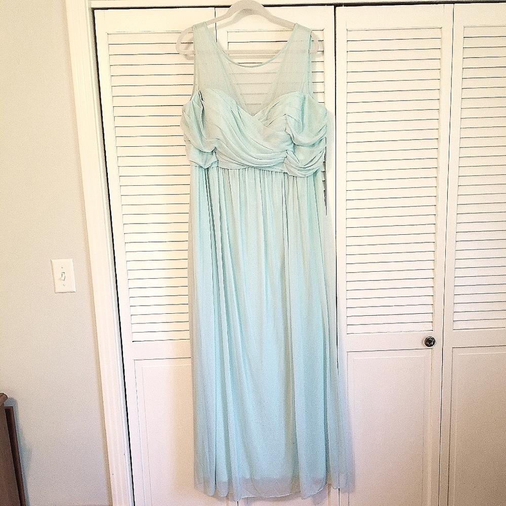 David's Bridal mint bridesmaid dress